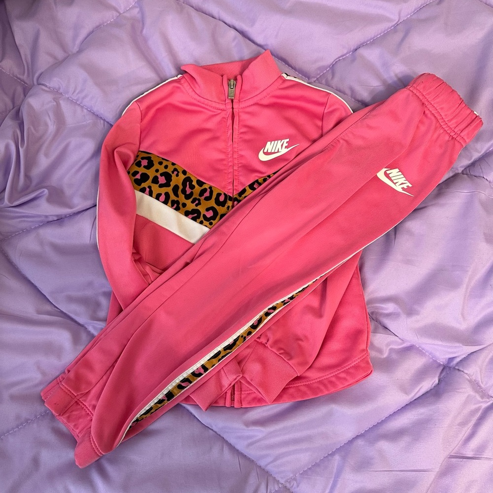 Nike Printed Sweatsuit for Toddler Girls